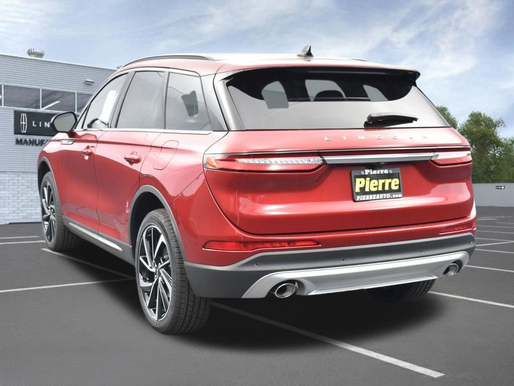 New 2025 Lincoln Corsair Reserve image 7