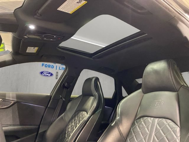 Used 2019 Audi S4 Premium Plus AWD/4WD image 3