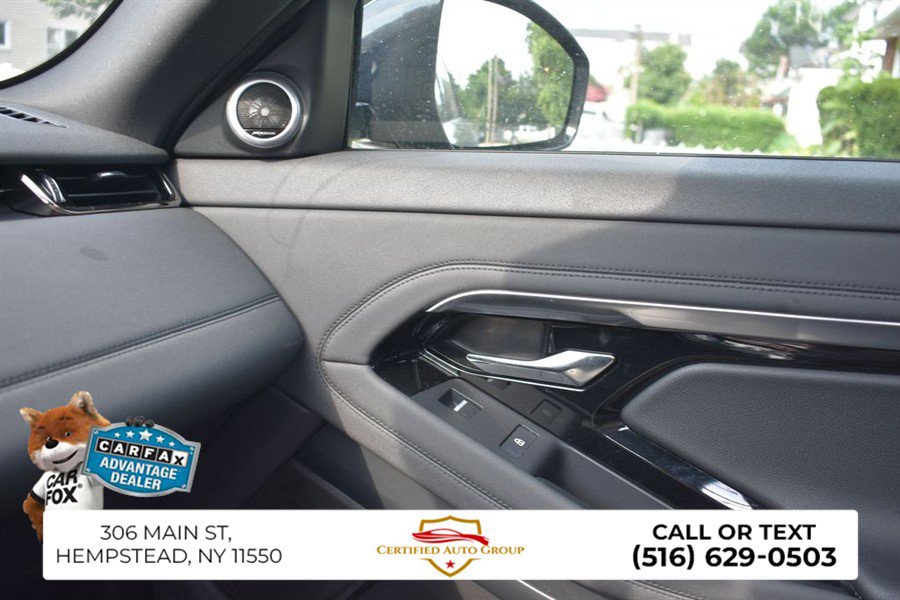 Used 2023 Land Rover Range Rover Evoque R-Dynamic SE AWD/4WD image 19
