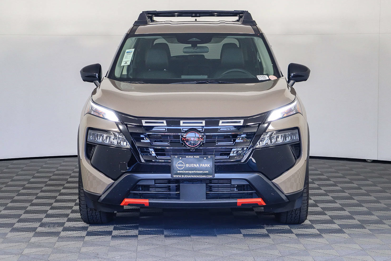 Certified 2025 Nissan Rogue SV AWD/4WD image 2
