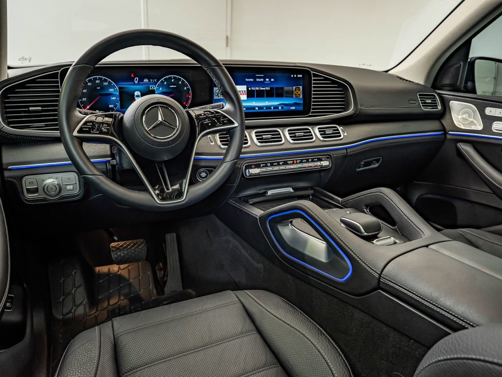 Certified 2025 Mercedes-Benz GLE 580 4MATIC image 33