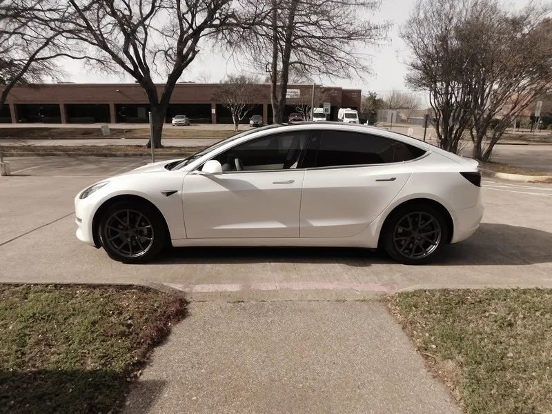 Used 2020 Tesla Model 3 Standard Range Plus image 7
