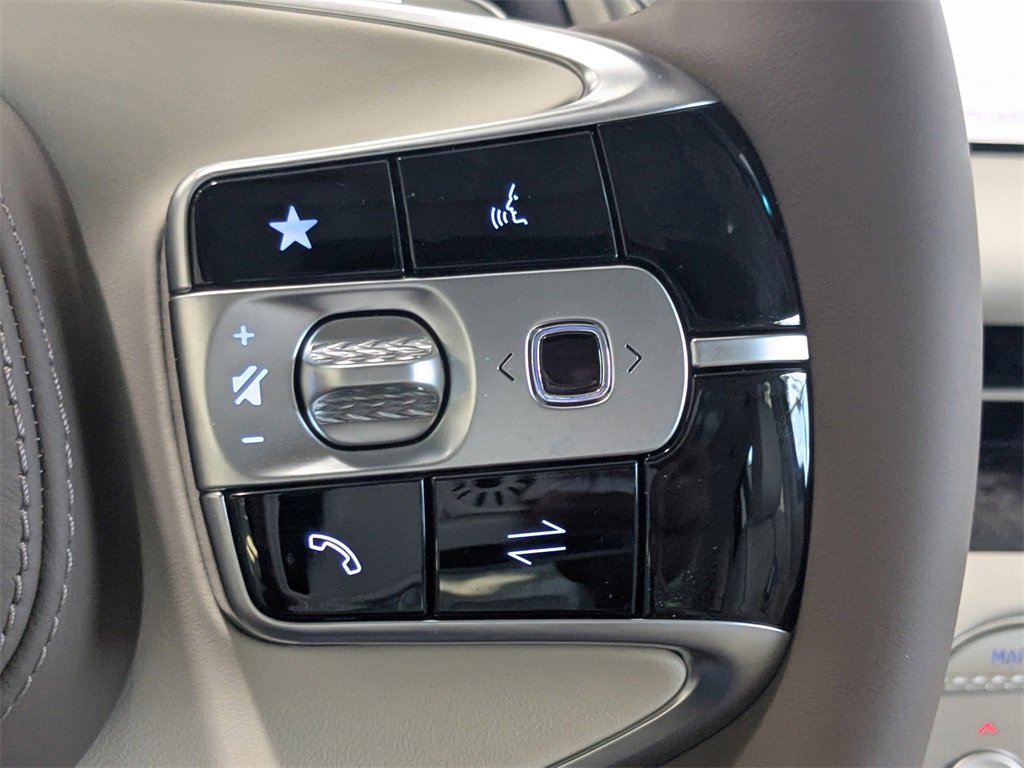 New 2025 Genesis G90 3.5T image 26