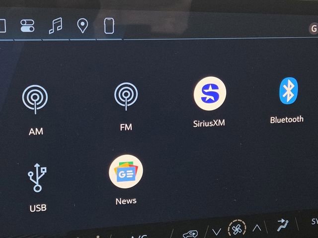 New 2026 Chevrolet Traverse LT w/ Driver Confidence Package image 5