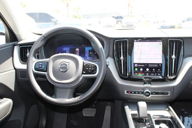 Used 2025 Volvo XC60 B5 Plus AWD/4WD image 14