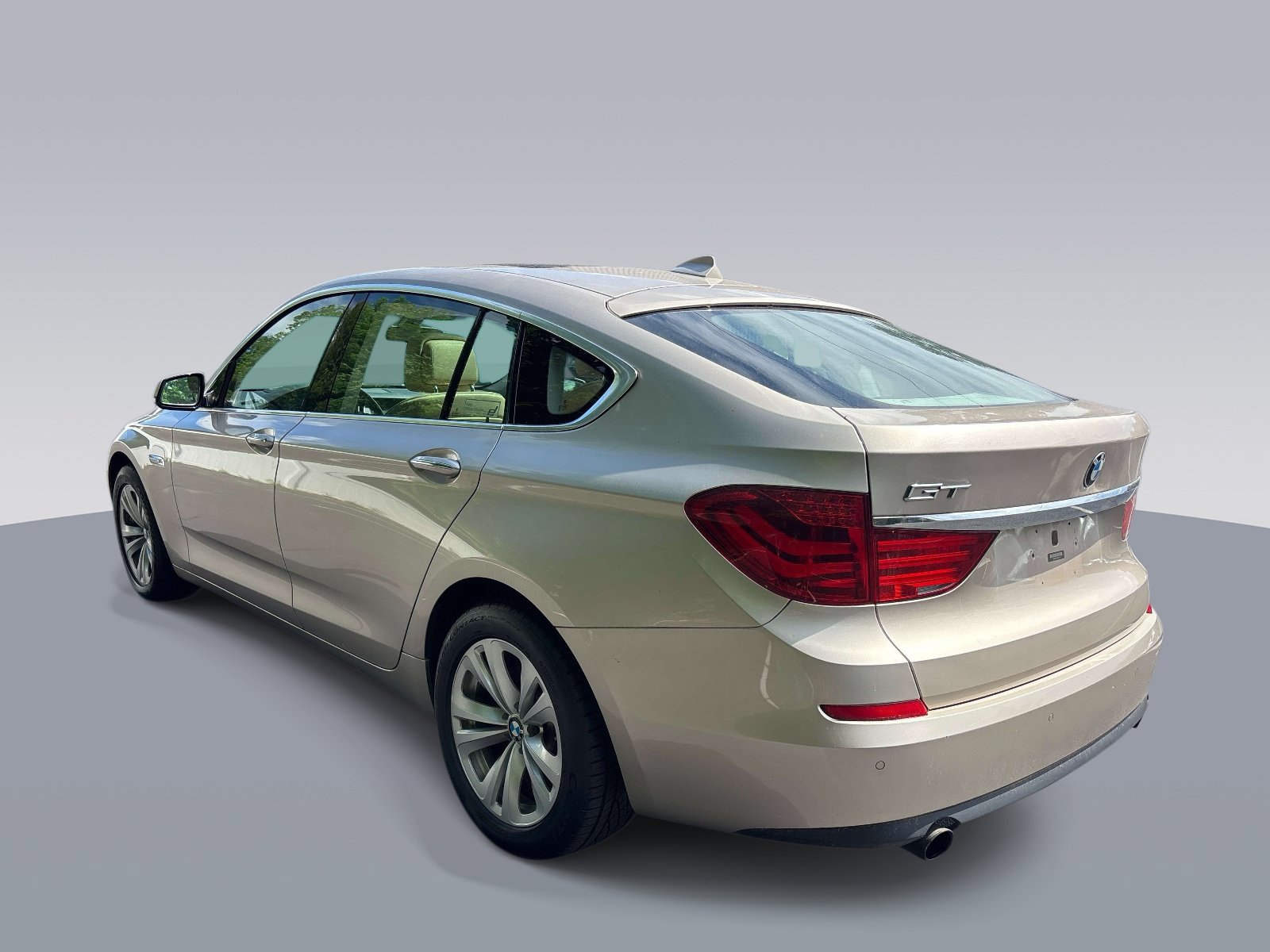 Used 2013 BMW 535i Gran Turismo RWD image 4
