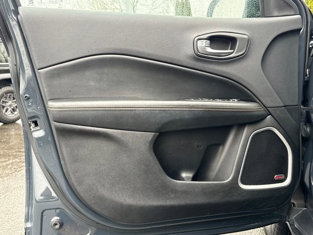 Used 2017 Jeep Compass Limited image 16