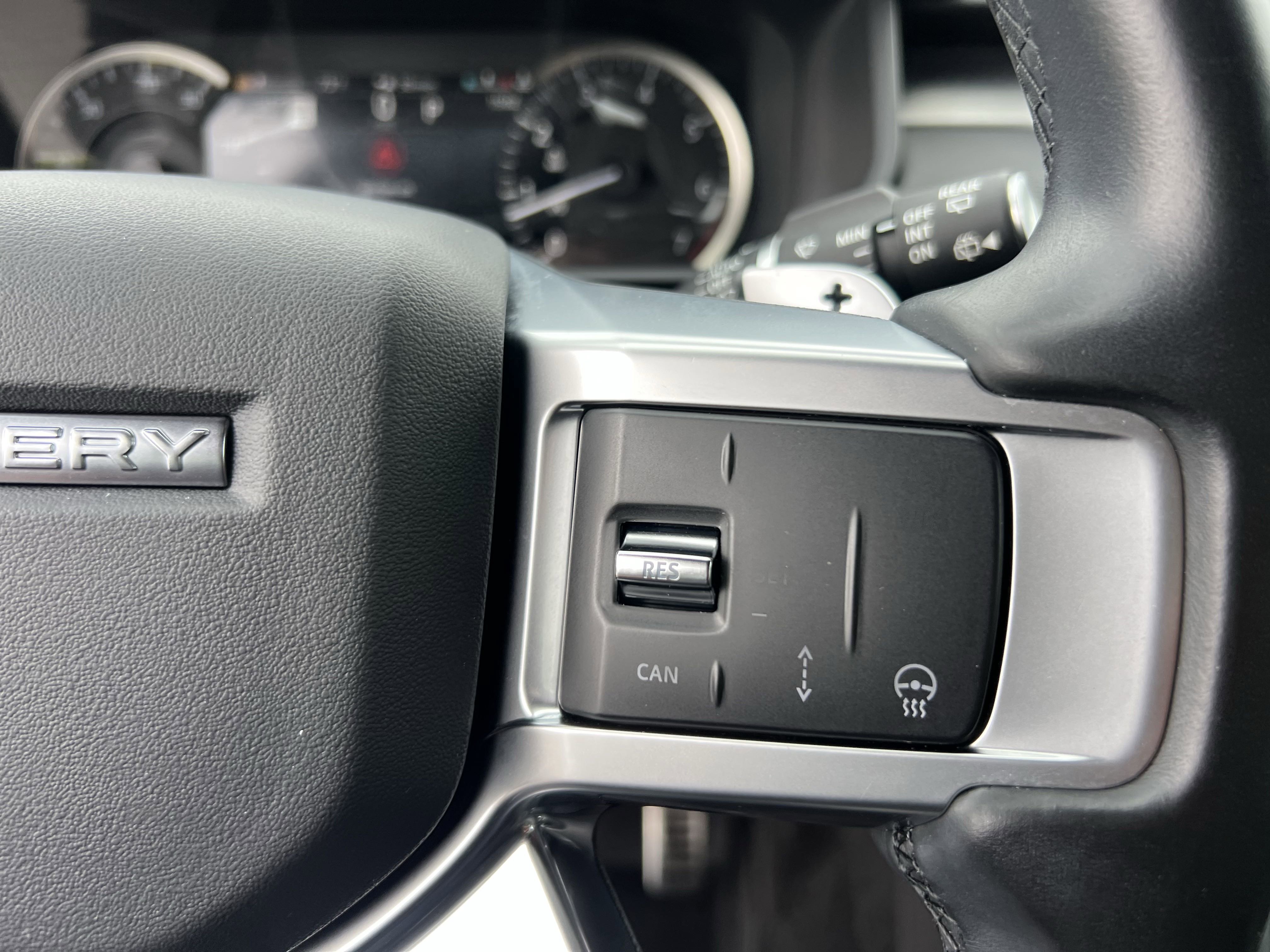 Certified 2023 Land Rover Discovery S R-Dynamic image 21