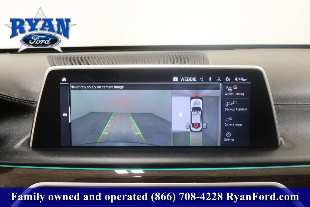 Used 2022 BMW 750i xDrive w/ Executive Package image 26