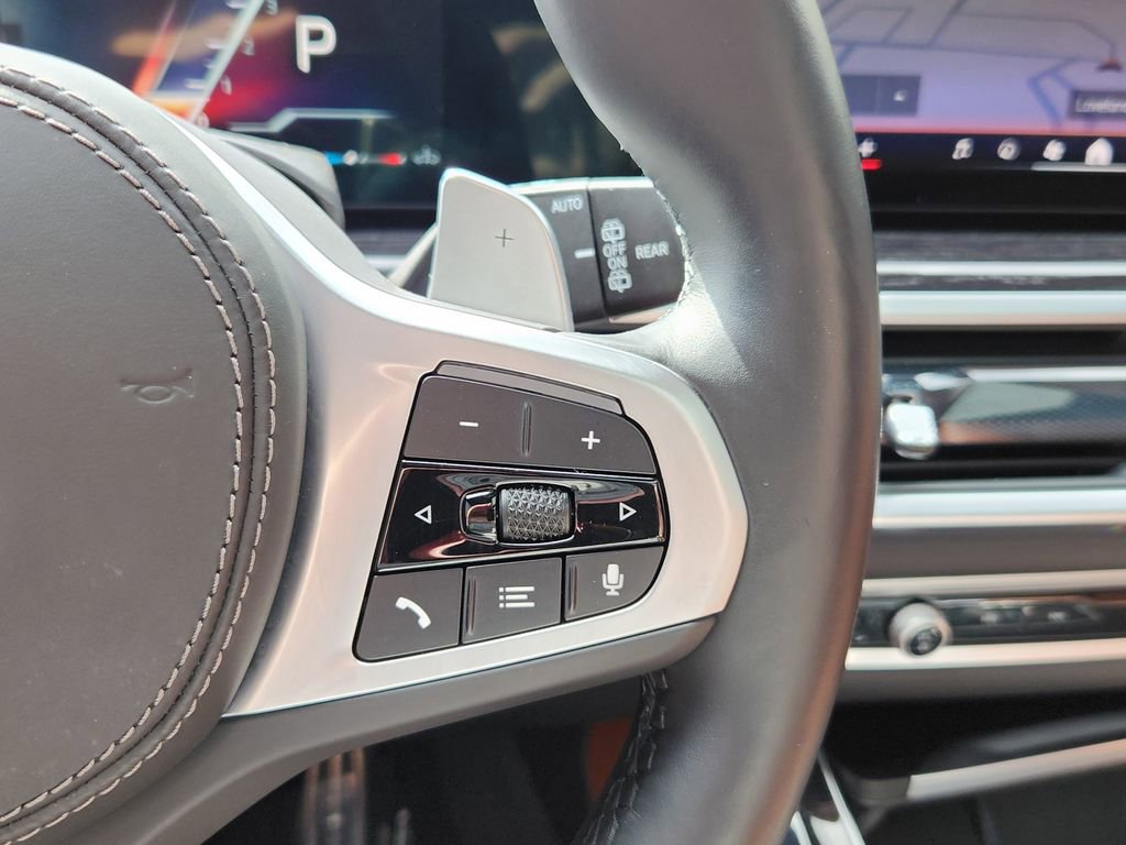 Used 2025 BMW X5 xDrive40i w/ Executive Package AWD/4WD image 21