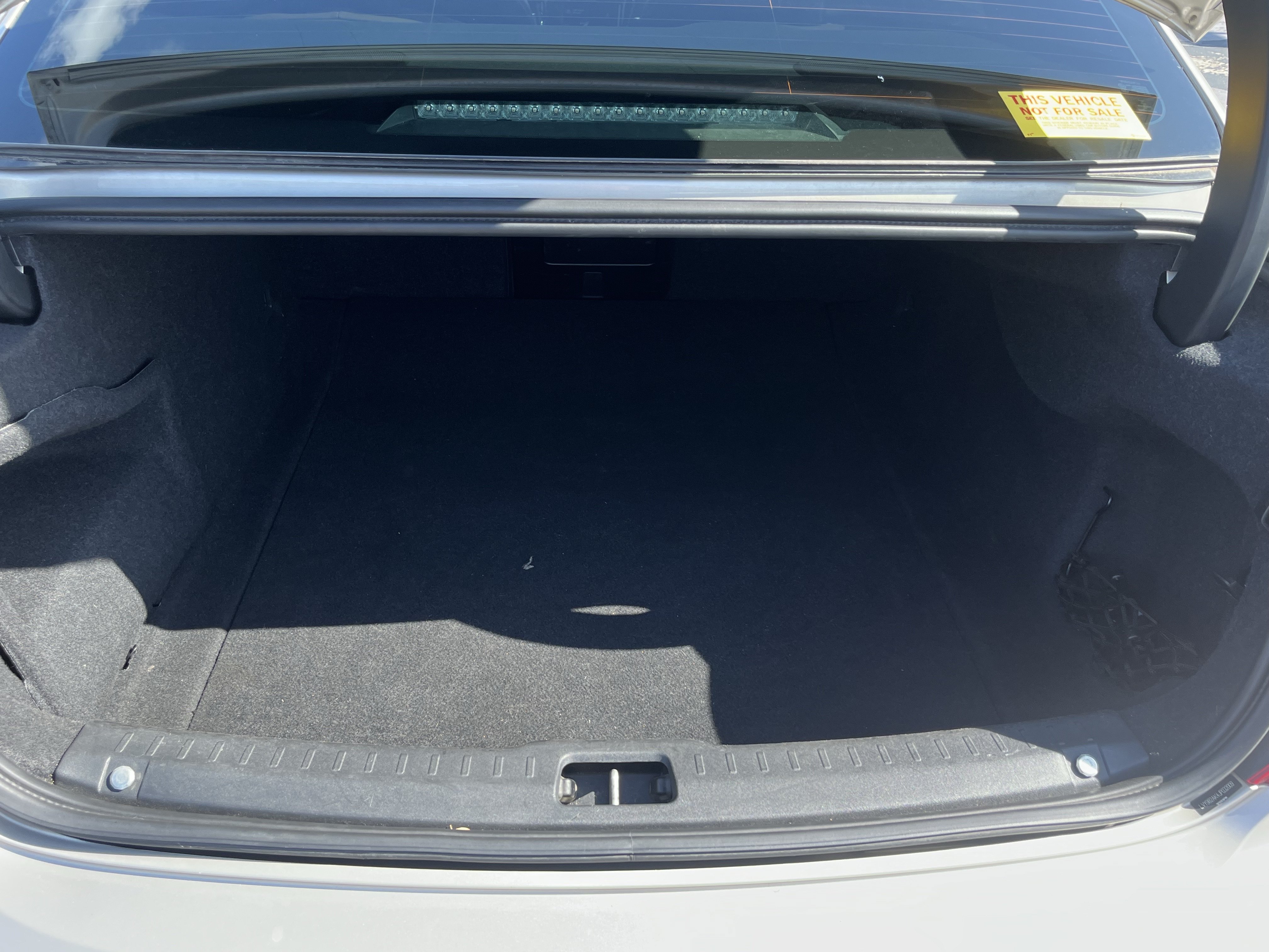 Used 2018 Volvo S90 T5 Momentum w/ Convenience Package FWD image 12