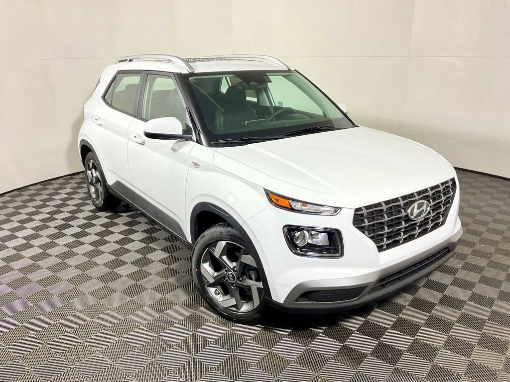 New 2026 Hyundai Venue SEL FWD image 4