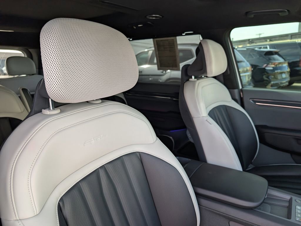Certified 2024 Kia EV9 GT-Line image 23