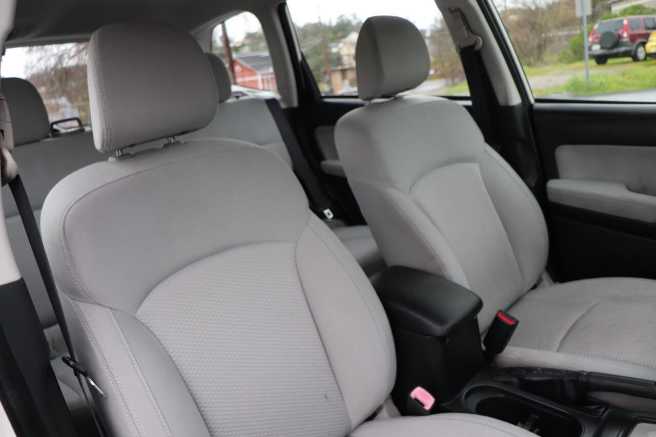 Used 2015 Subaru Forester 2.5i w/ Alloy Wheel Package image 26