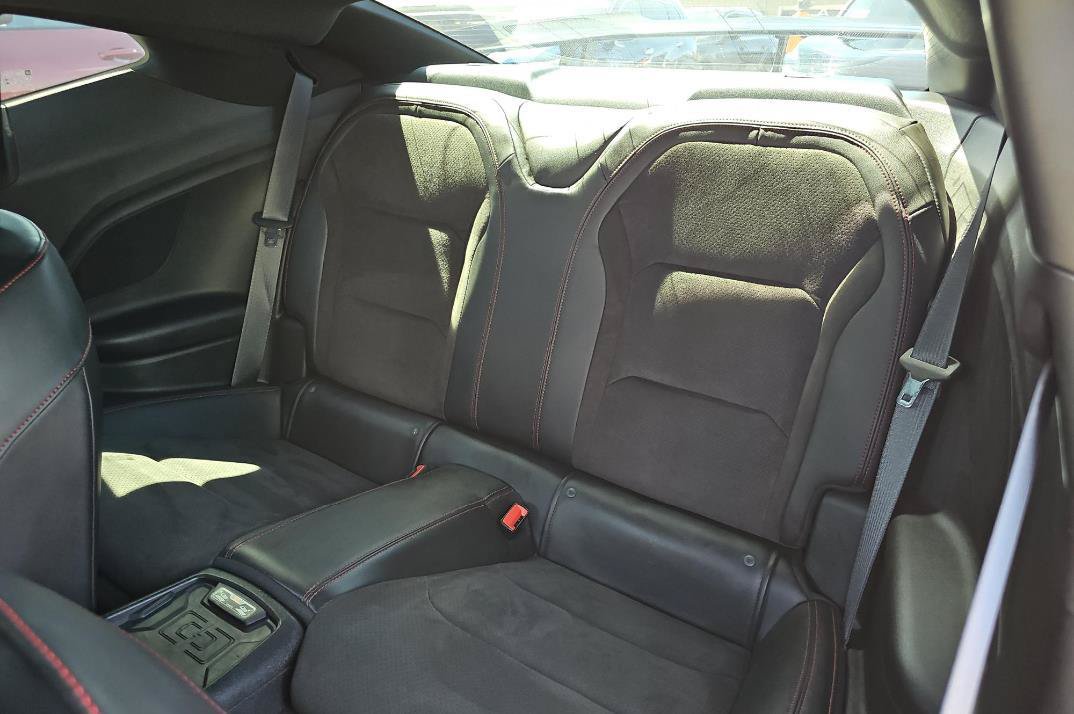 Used 2022 Chevrolet Camaro ZL1 RWD image 5