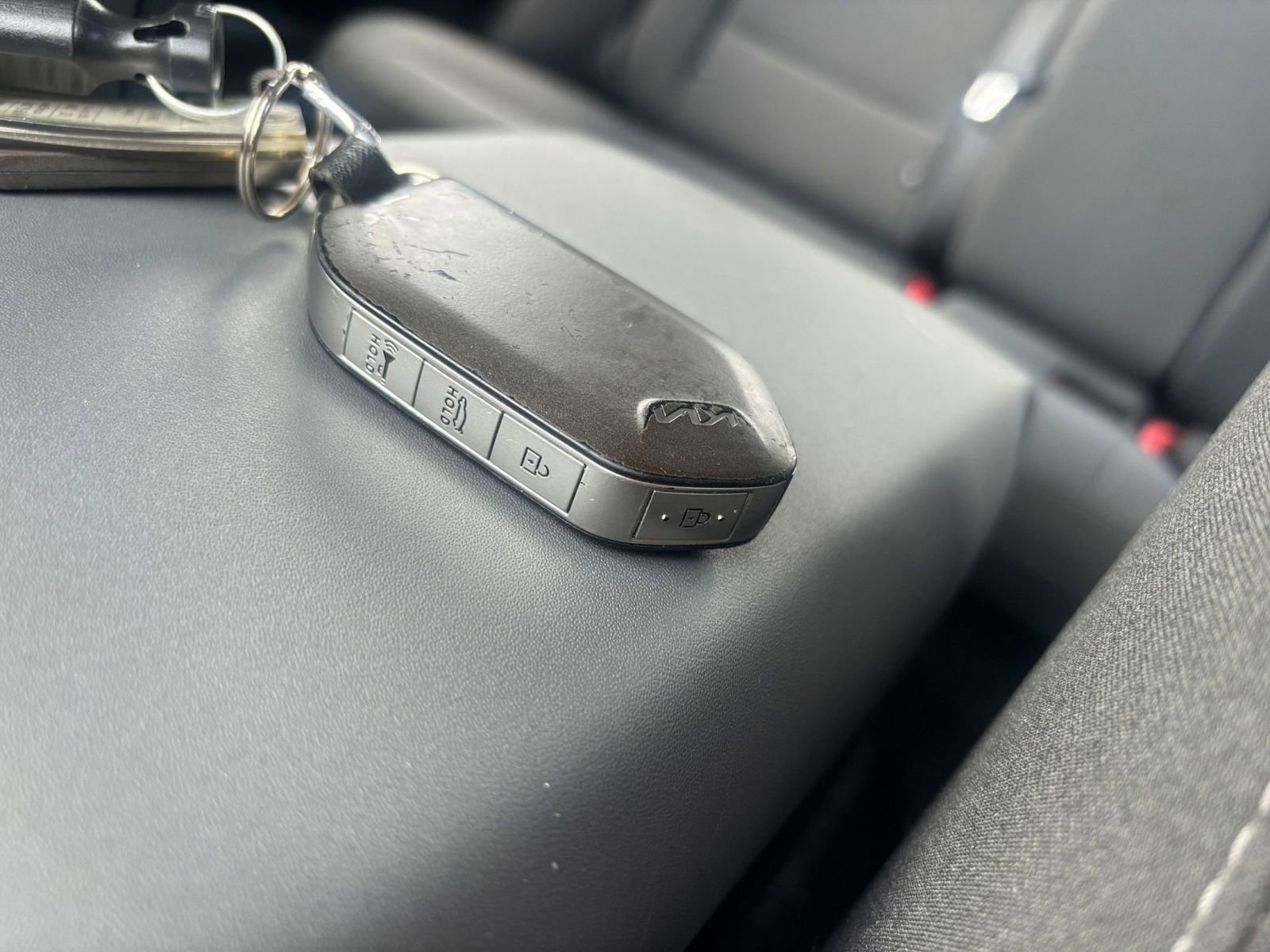 Used 2025 Kia K4 FWD image 21