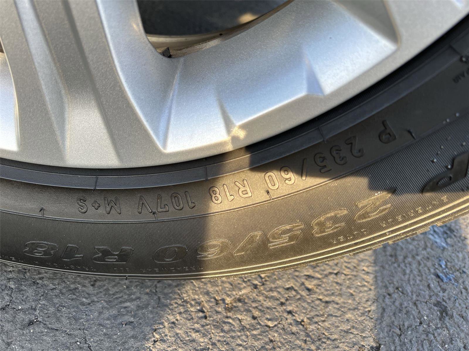 Used 2016 Land Rover Range Rover Evoque SE Premium image 27