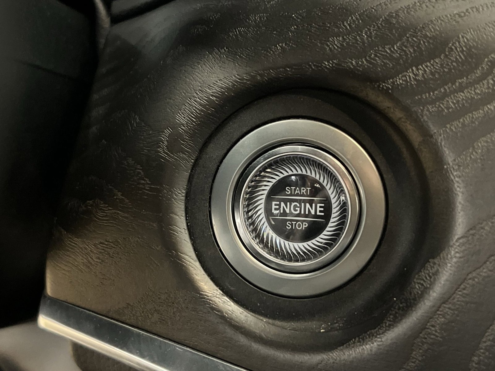 Used 2018 Mercedes-Benz S 450 4MATIC Sedan image 31