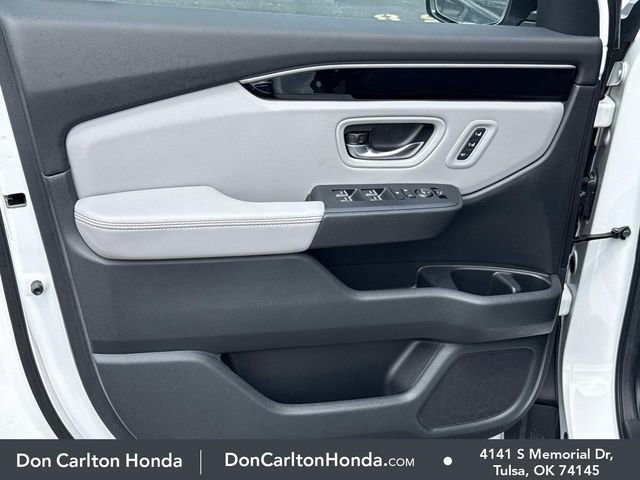 Certified 2025 Honda Pilot EX-L image 9