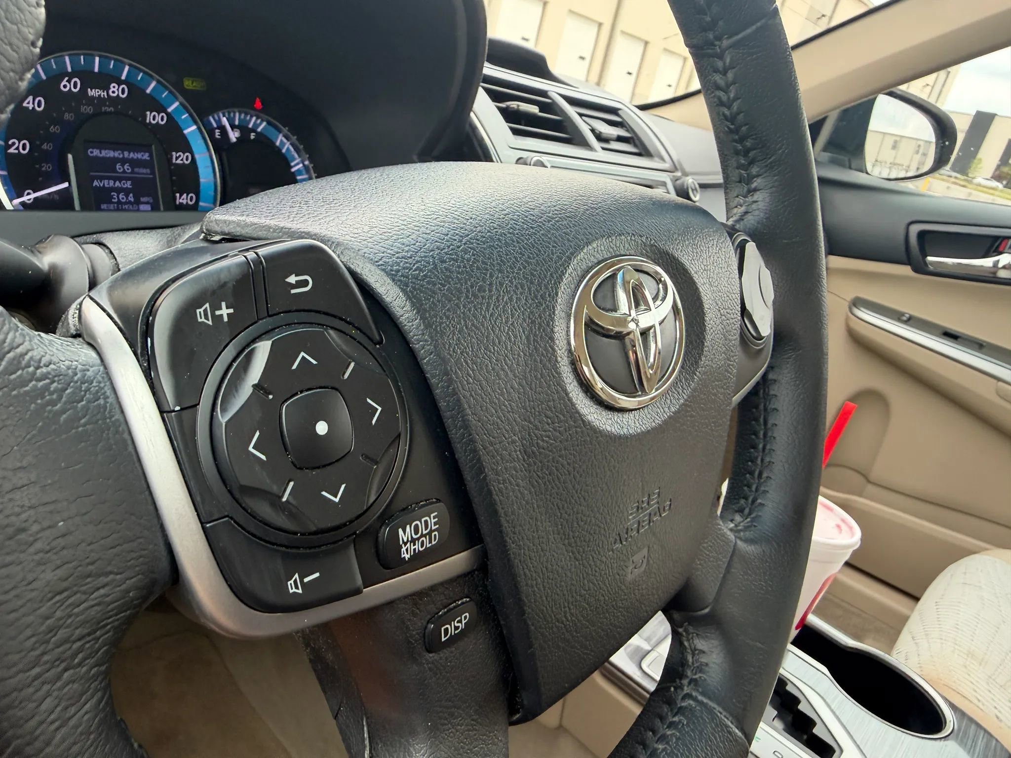 Used 2012 Toyota Camry XLE w/ Convenience Pkg FWD image 27
