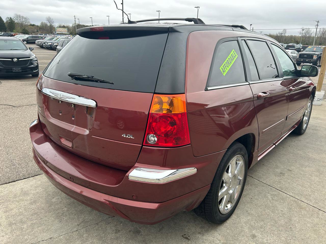 Used 2007 Chrysler Pacifica Limited FWD image 5