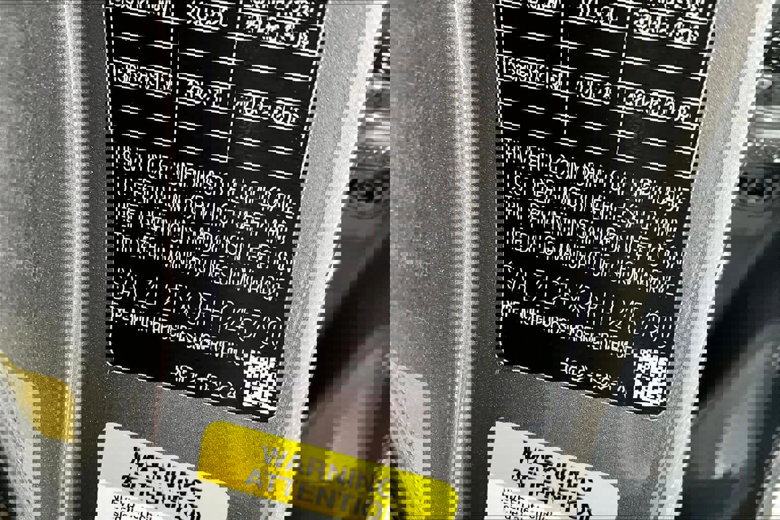 Used 2024 Land Rover Range Rover Evoque Dynamic SE AWD/4WD image 63