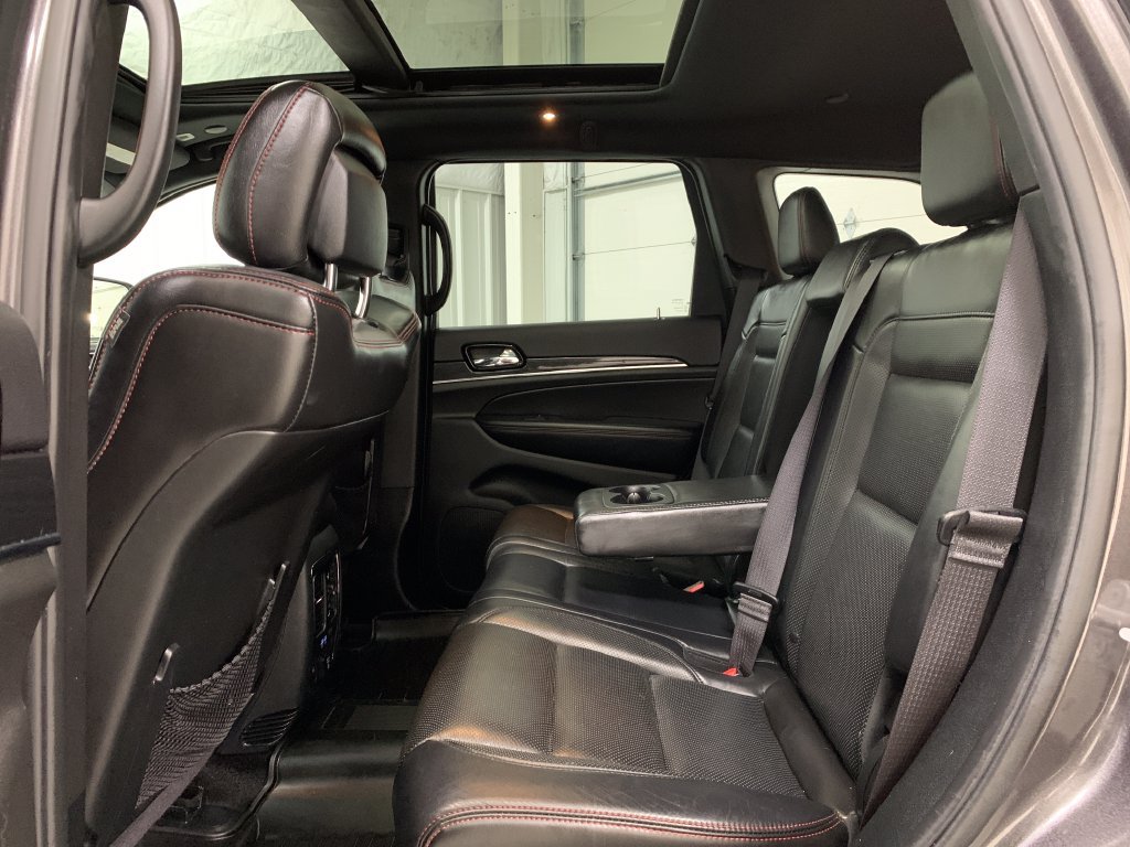 Used 2019 Jeep Grand Cherokee Trailhawk w/ Trailhawk Luxury Group AWD/4WD image 20