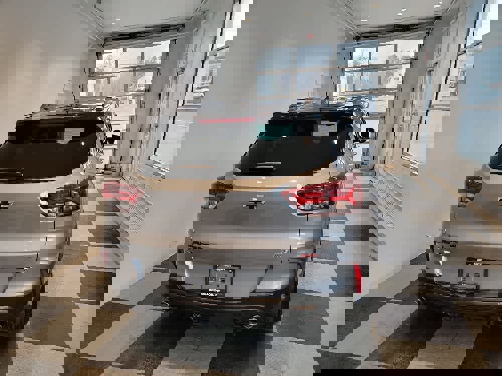 Used 2023 Chevrolet TrailBlazer RS w/ Sun and Liftgate Package image 4