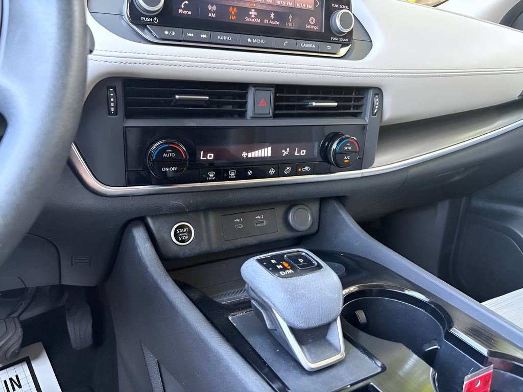Used 2023 Nissan Rogue SV AWD/4WD image 20