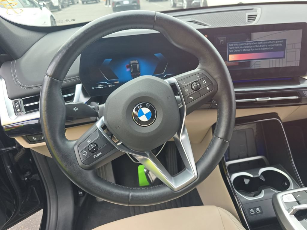 Used 2025 BMW X1 xDrive28i AWD/4WD image 6