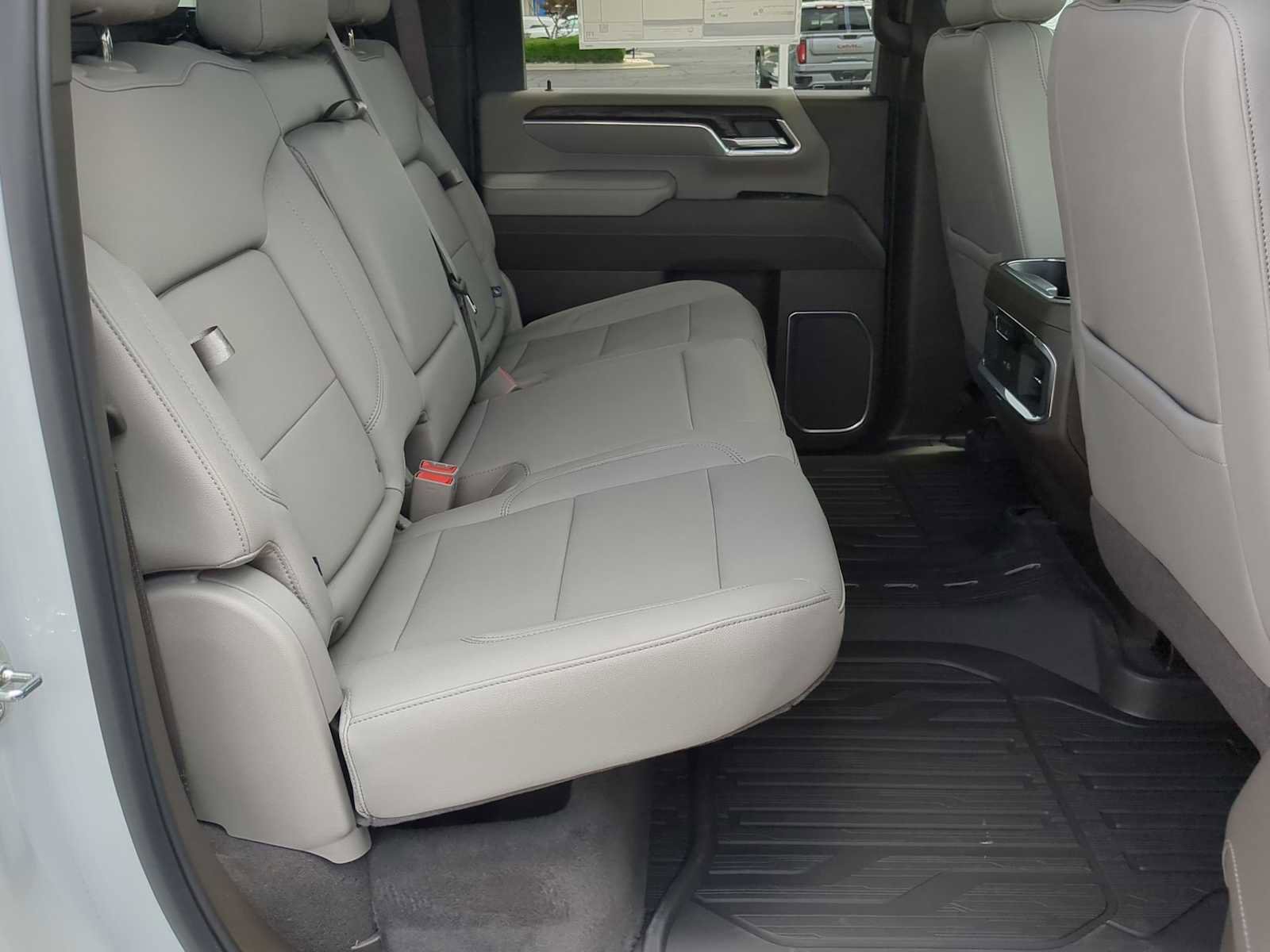 New 2025 GMC Sierra 2500 SLT w/ SLT Premium Package image 28