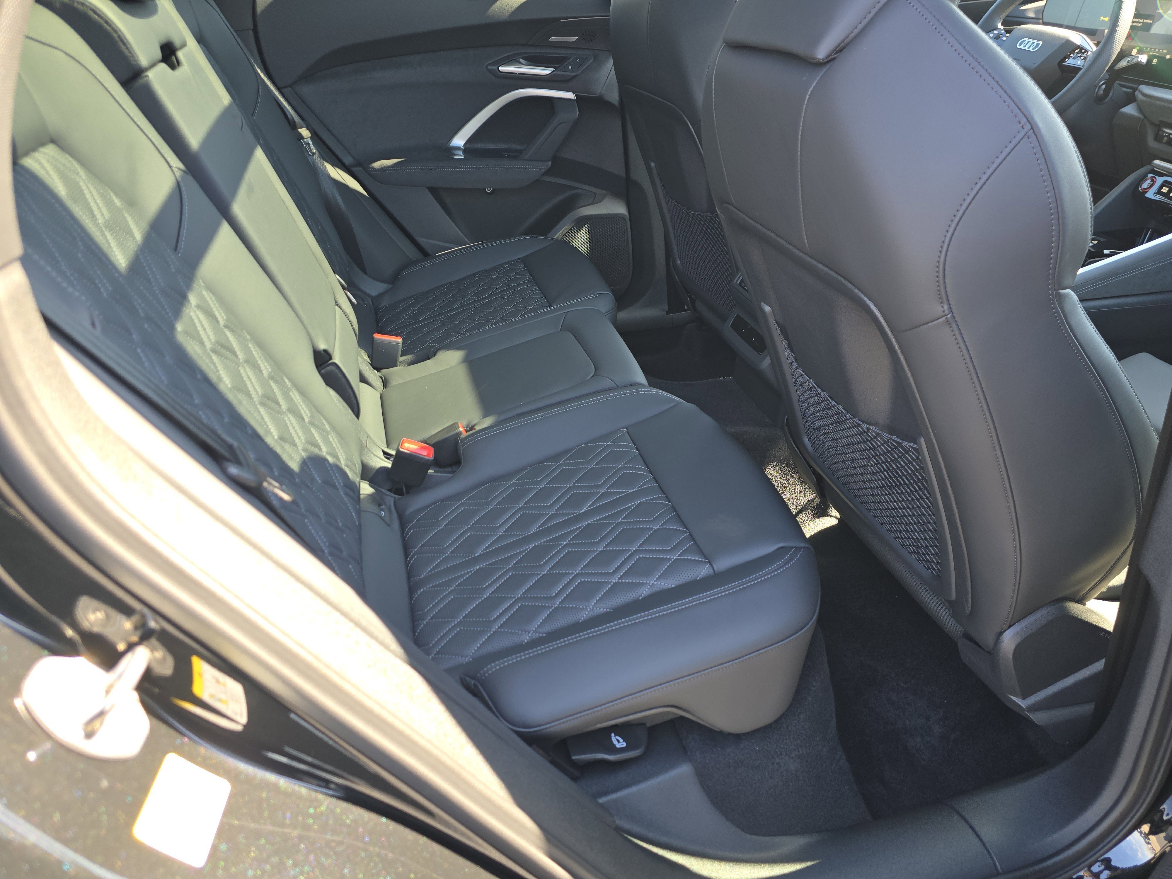 New 2026 Audi SQ5 Premium Plus image 18