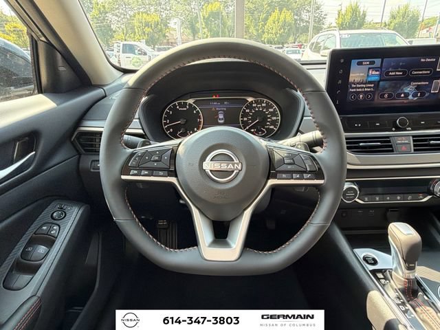 New 2026 Nissan Altima 2.5 SR w/ SR Midnight Edition Package FWD image 14