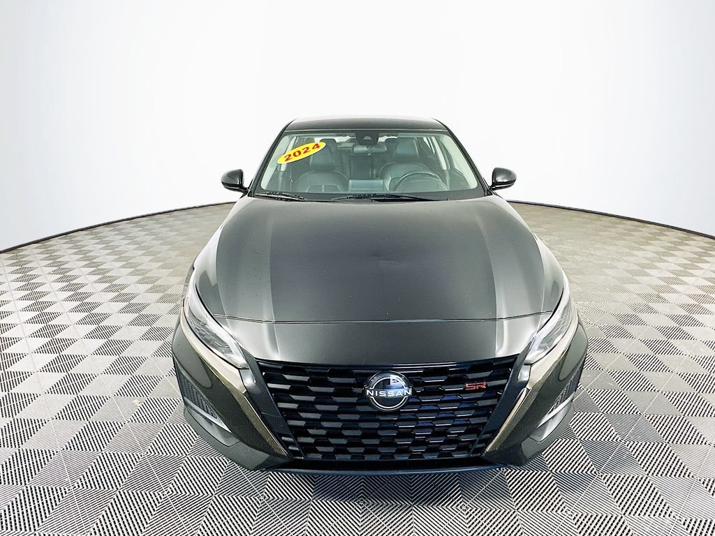 Used 2024 Nissan Altima 2.5 SR FWD image 4