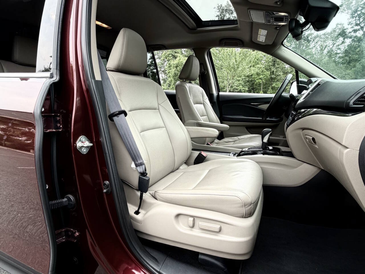 Used 2019 Honda Ridgeline RTL-E image 32
