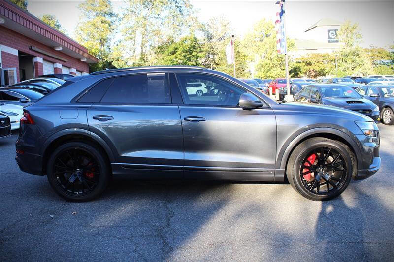 Used 2020 Audi Q8 Prestige w/ Prestige Package image 6