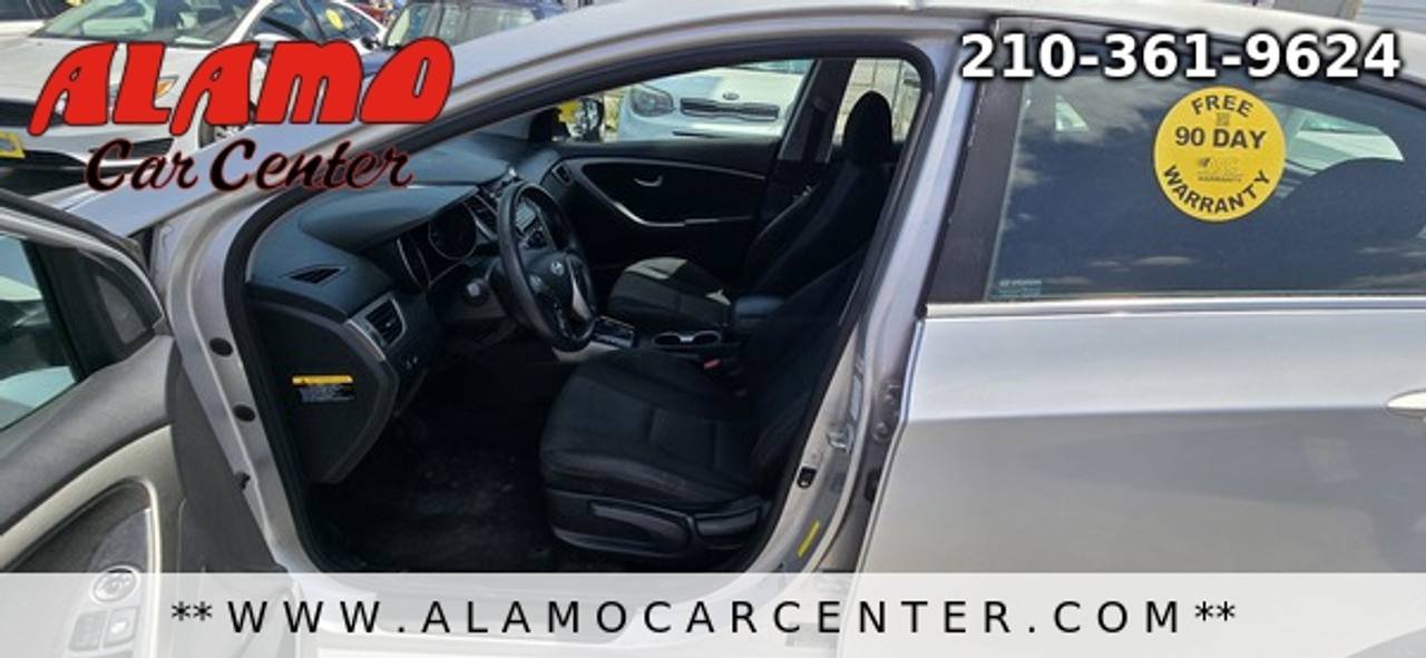 Used 2016 Hyundai Elantra GT FWD image 30