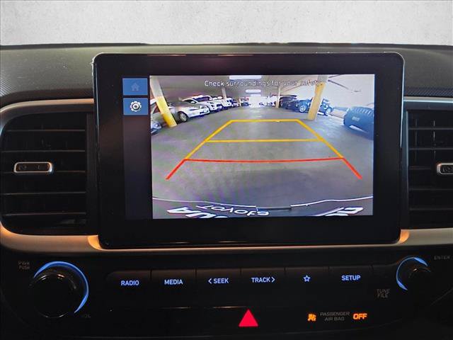 Used 2024 Hyundai Venue SEL FWD image 13