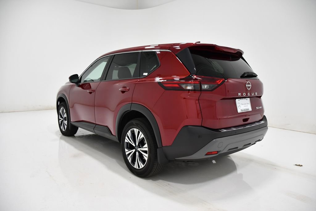 Used 2022 Nissan Rogue SV AWD/4WD image 3