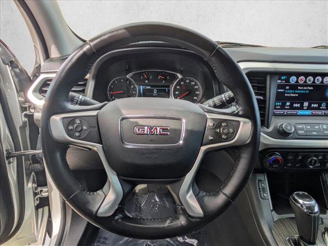 Used 2018 GMC Acadia SLT image 17