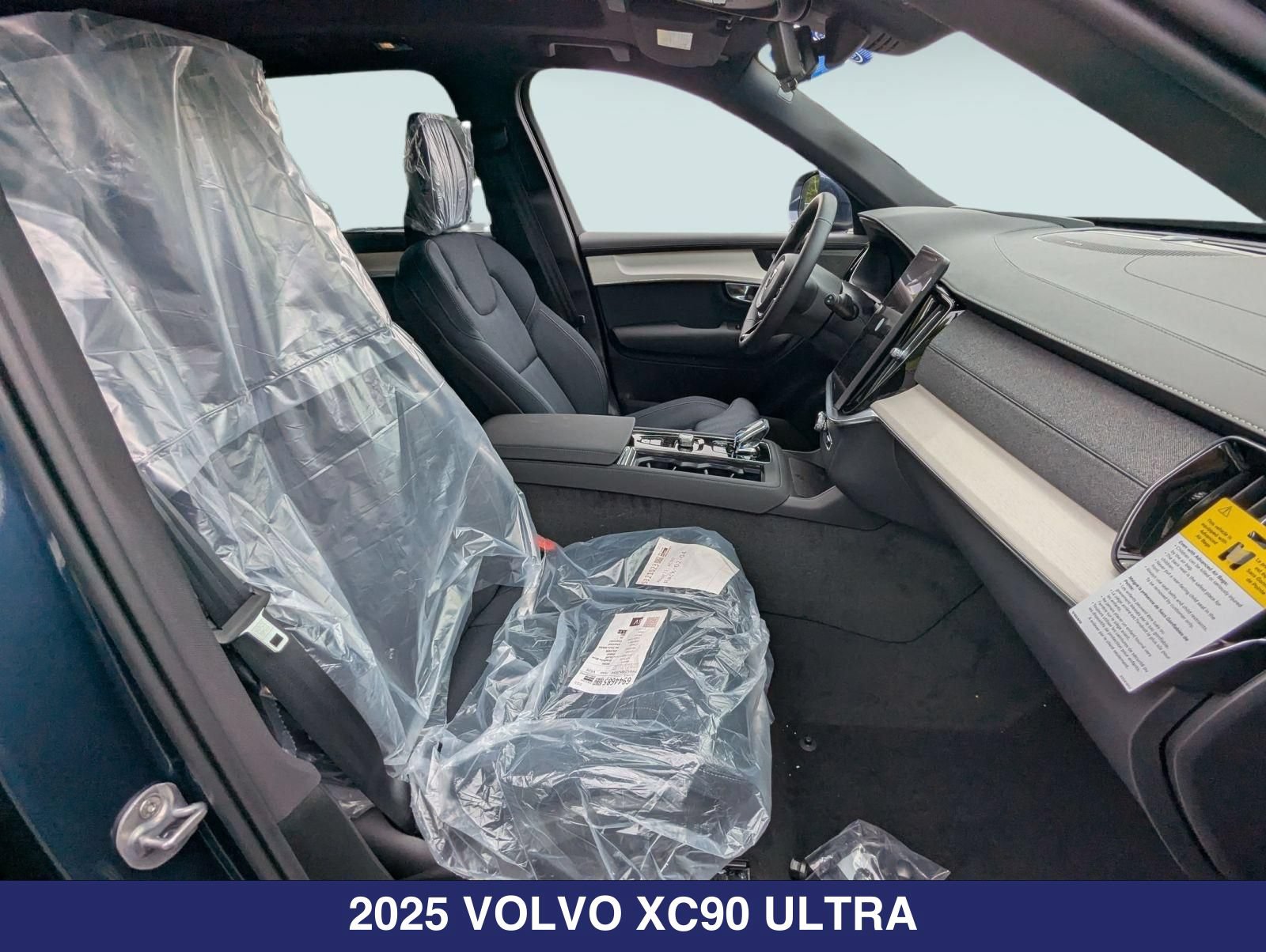 New 2025 Volvo XC90 B6 Ultra w/ Protection Package Premier AWD/4WD image 23