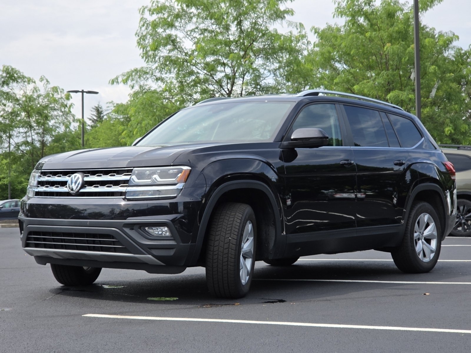 Used 2019 Volkswagen Atlas SE w/ Towing Package AWD/4WD image 17