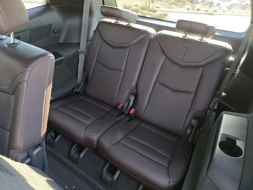 Used 2023 Cadillac XT6 Premium Luxury w/ LPO, Floor Liner Package image 17