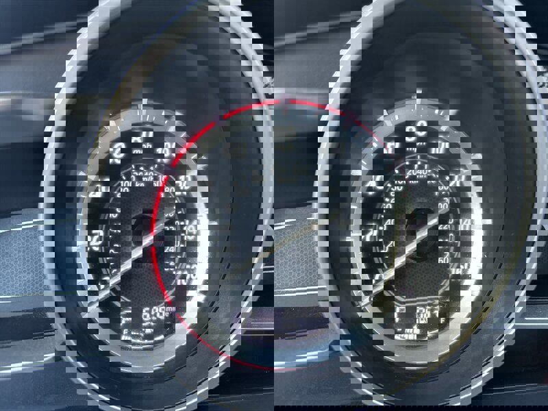 Used 2015 MAZDA MAZDA3 i SV FWD image 13