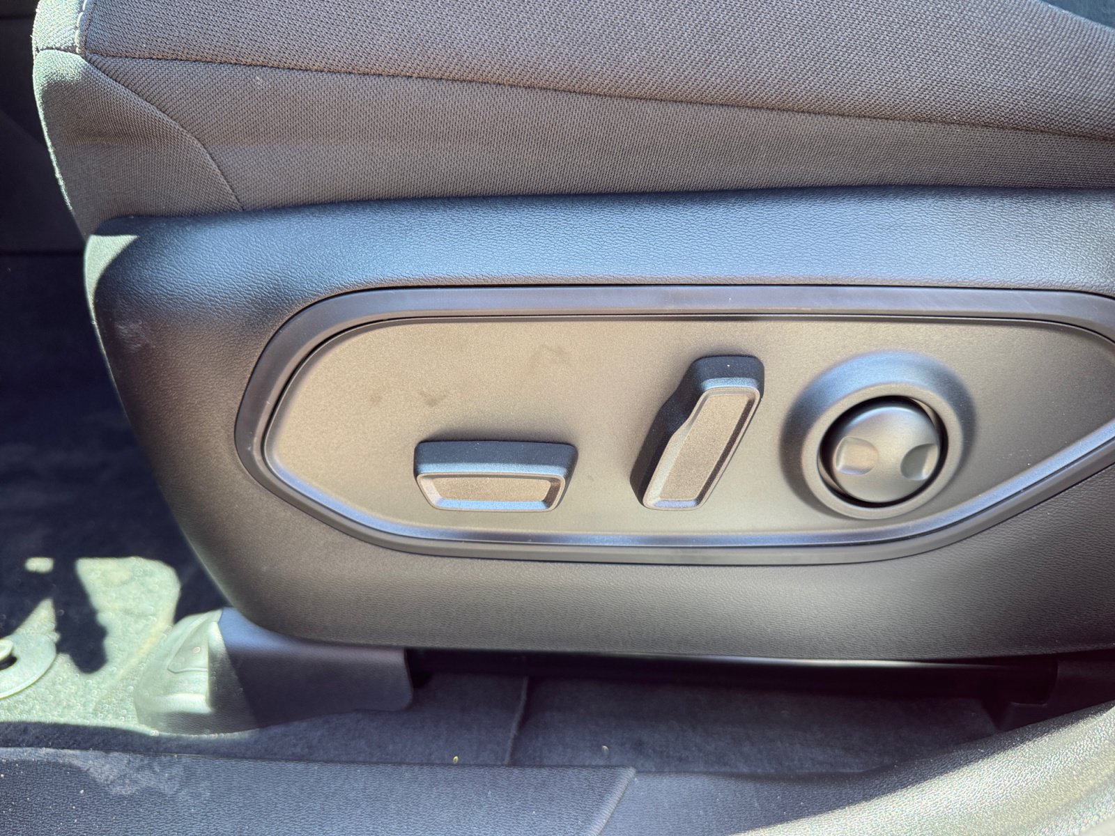 New 2026 Jeep Cherokee Laredo AWD/4WD image 14