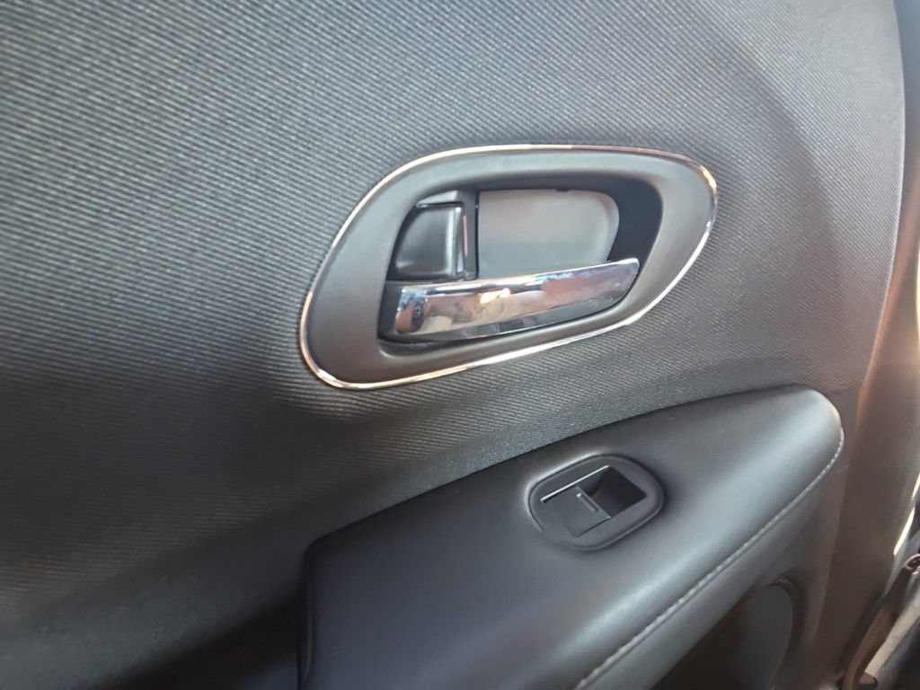 Used 2021 Honda HR-V EX image 15