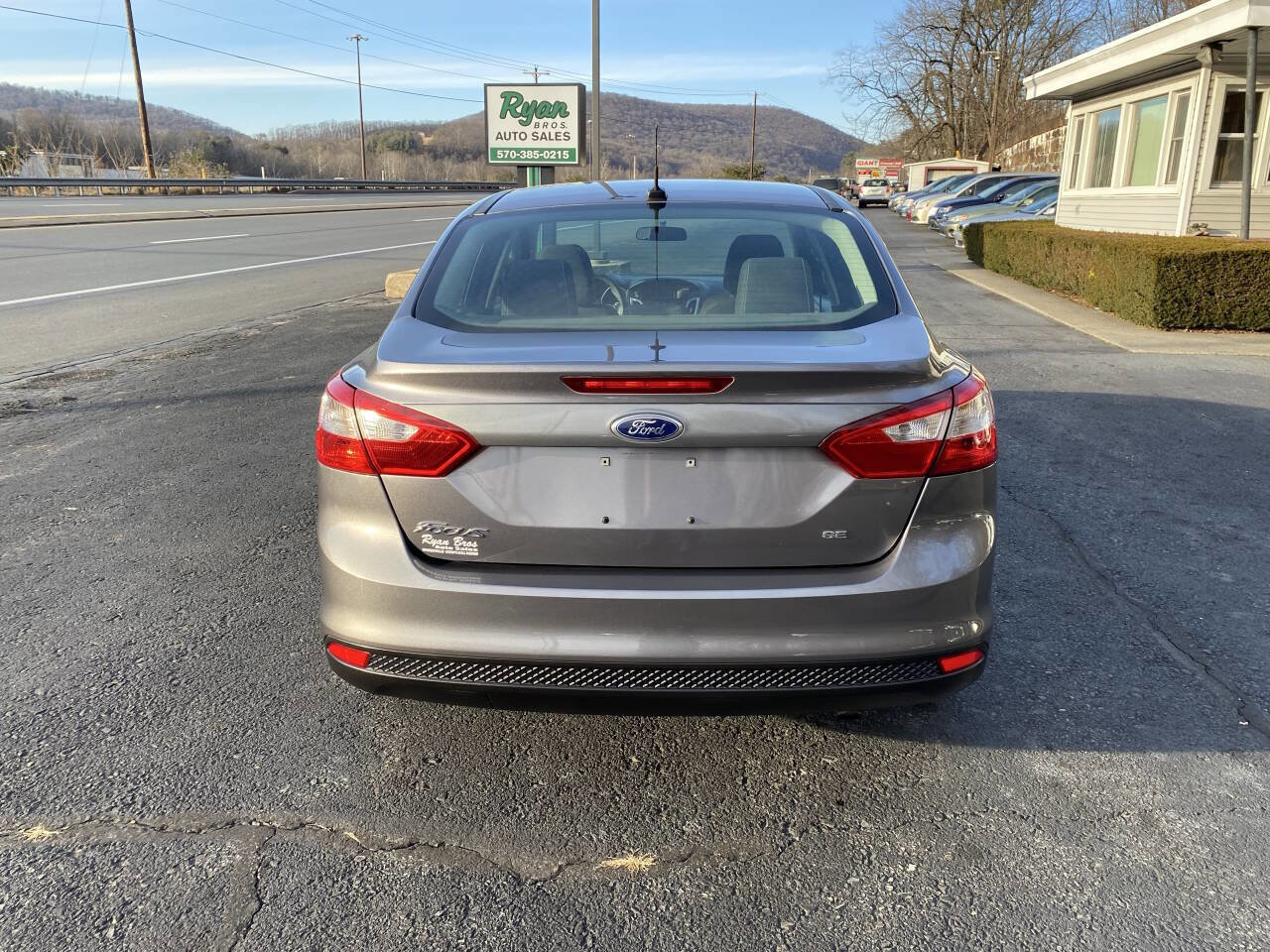 Used 2014 Ford Focus SE image 8