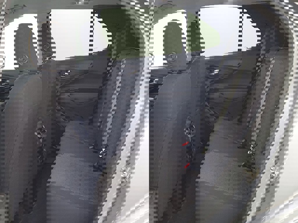 Used 2023 Chevrolet Equinox LT image 14