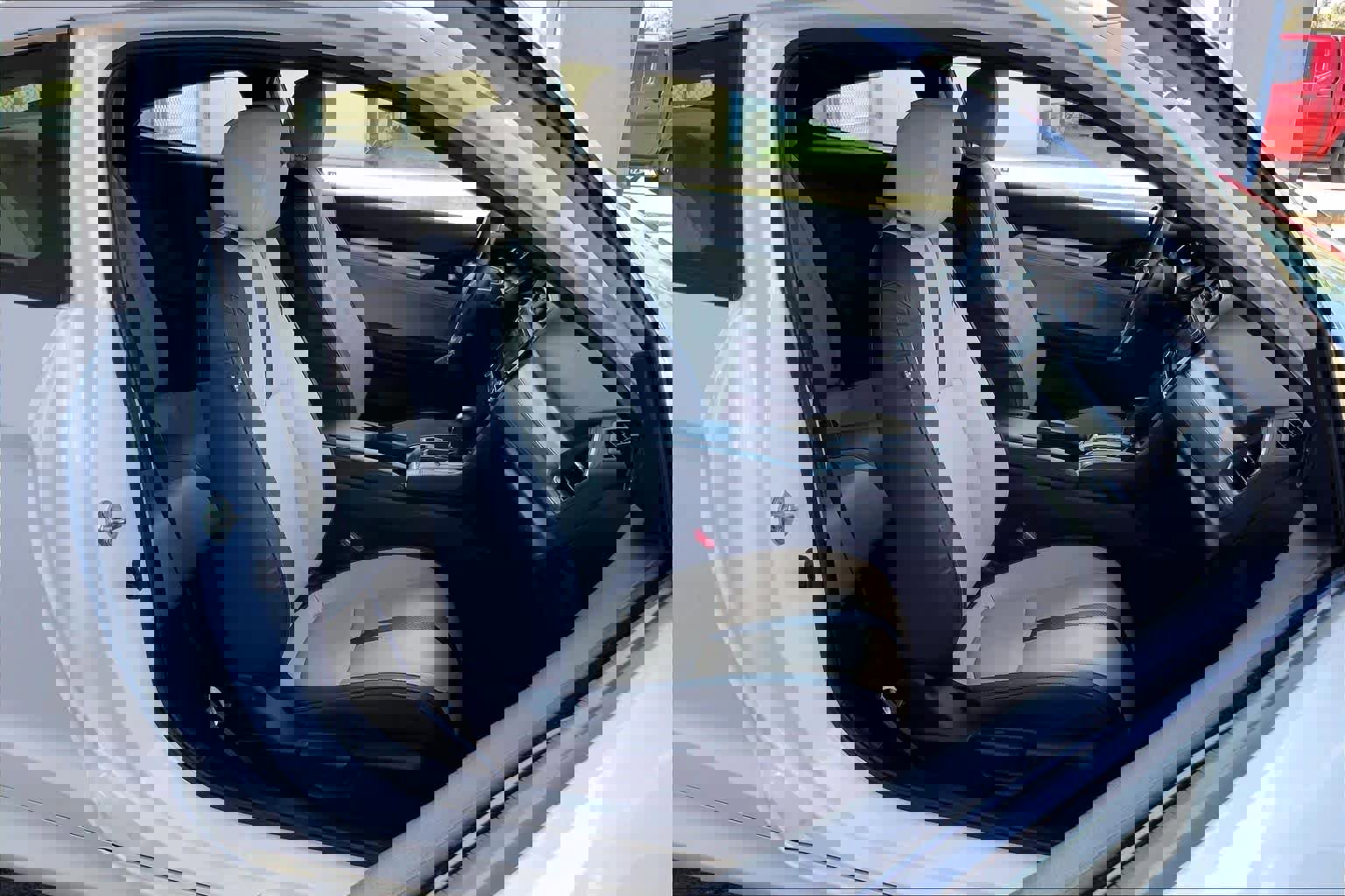 Used 2016 Honda Civic Touring image 9