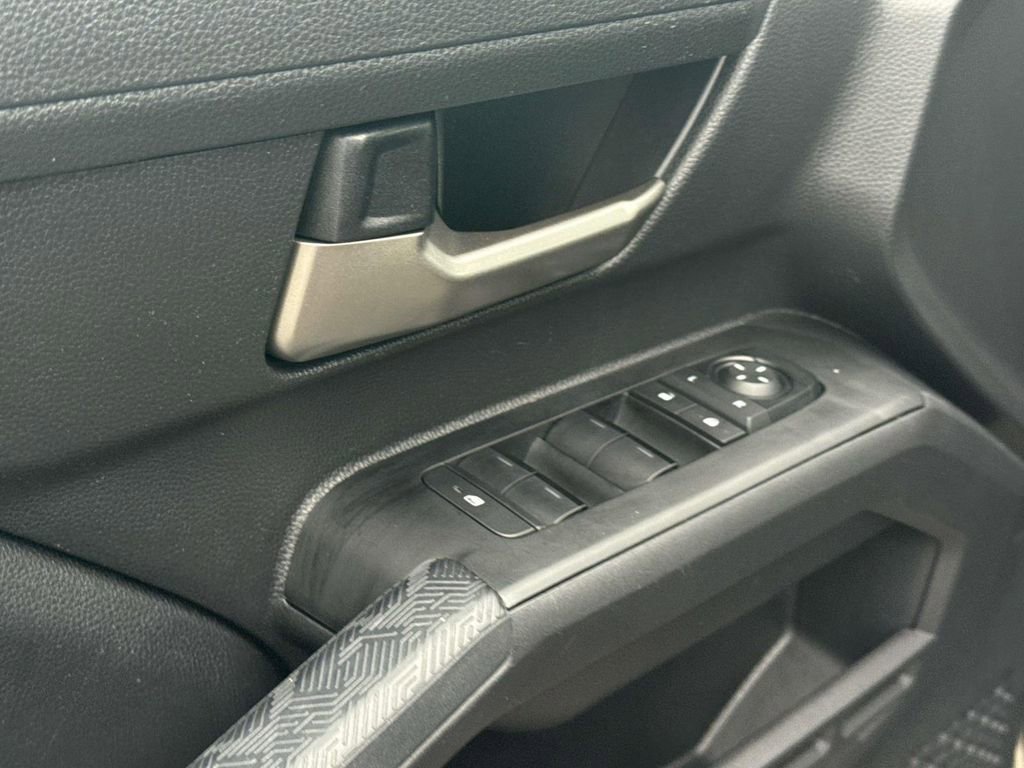 Certified 2025 Toyota Tacoma TRD Sport w/ TRD Sport Upgrade Package image 24